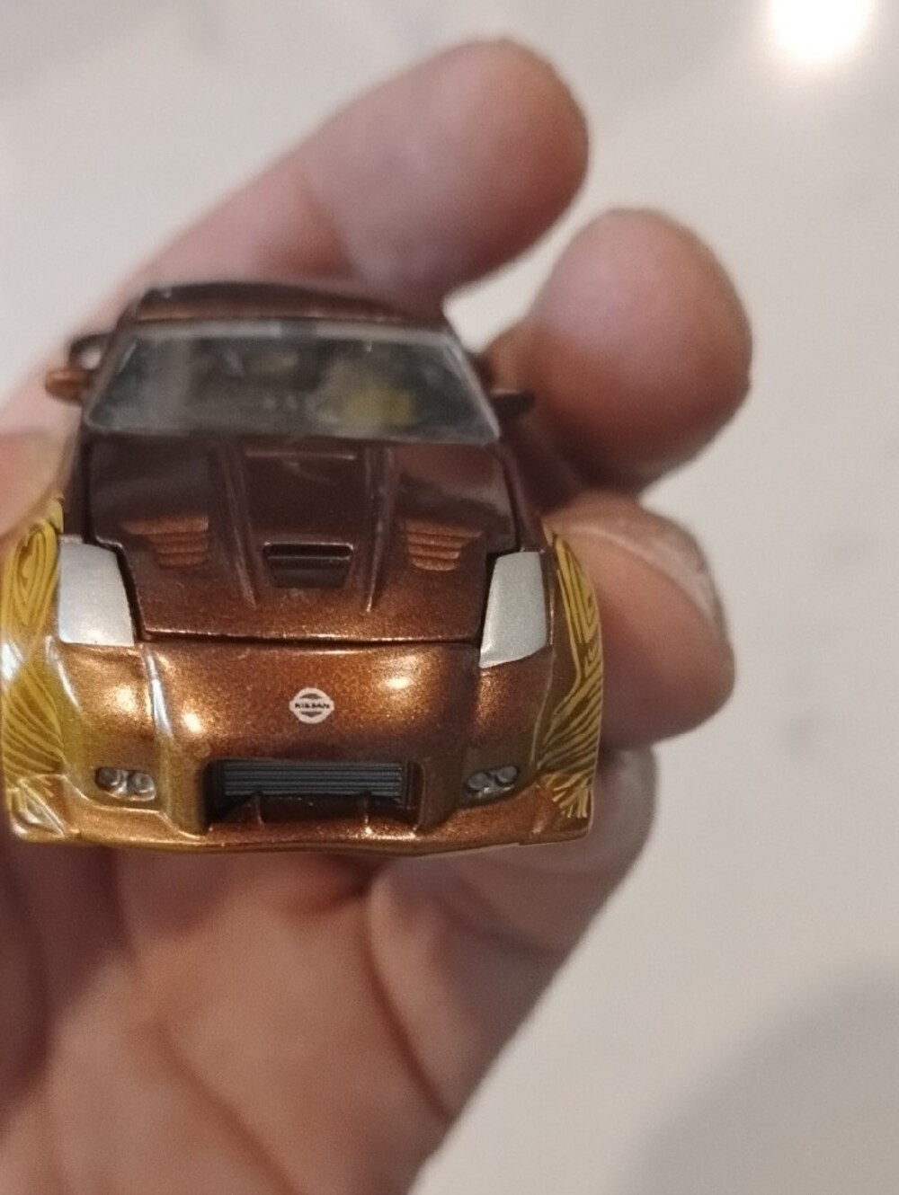 Nissan 350Z In Metallic Bronze (No Tires) - Picture 10 of 14
